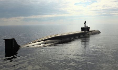 Атомный подводный крейсер-стратег "Владимир Мономах"
